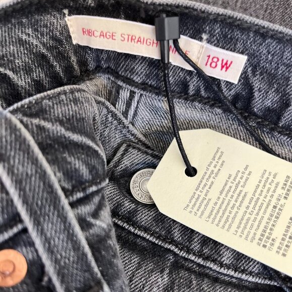 Levi's Premium Woman Black Worn In Ribcage Straight Ankle Jeans Sz 18W - Picture 6 of 10